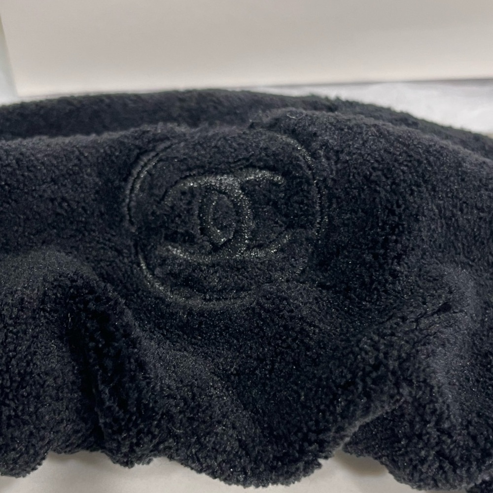 CHANEL Sublimage spa headband